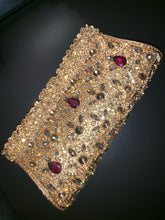 Load image into Gallery viewer, SWAROVSKI CLUTCH WITH MAROON TEAR DROPS